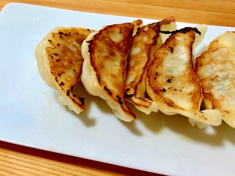 ビールが進む‼️☆焼き餃子with柚子胡椒酢